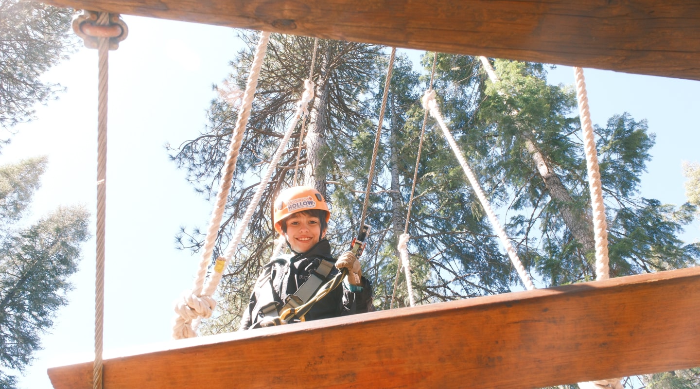 children ziplining in oregon