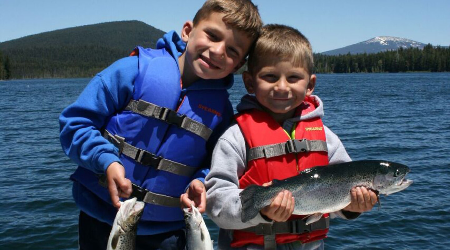 kids fishing in oregon