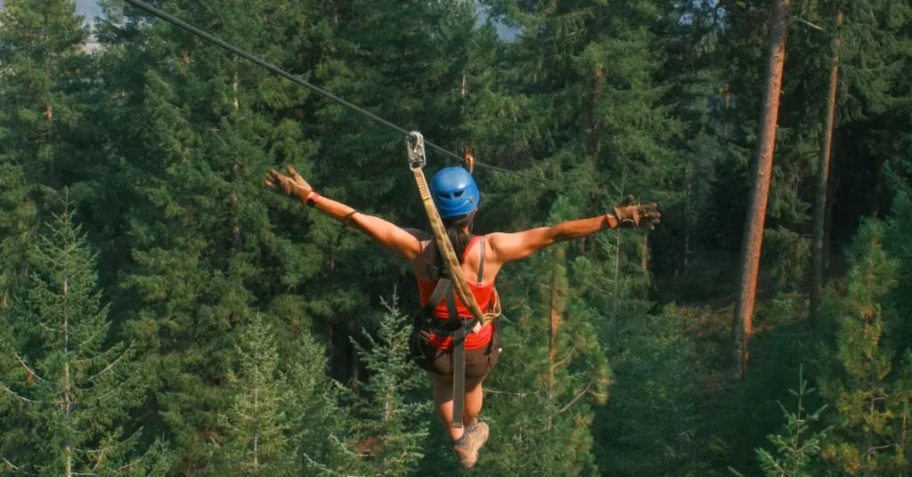 zipline in the summer in klamath falls
